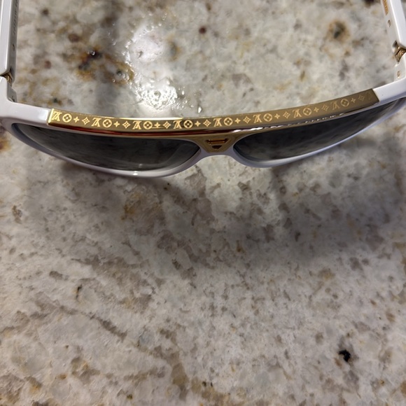 Vintage Louis Vuitton sunglasses - Picture 2 of 7